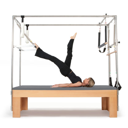 Elina Pilates Cadillac